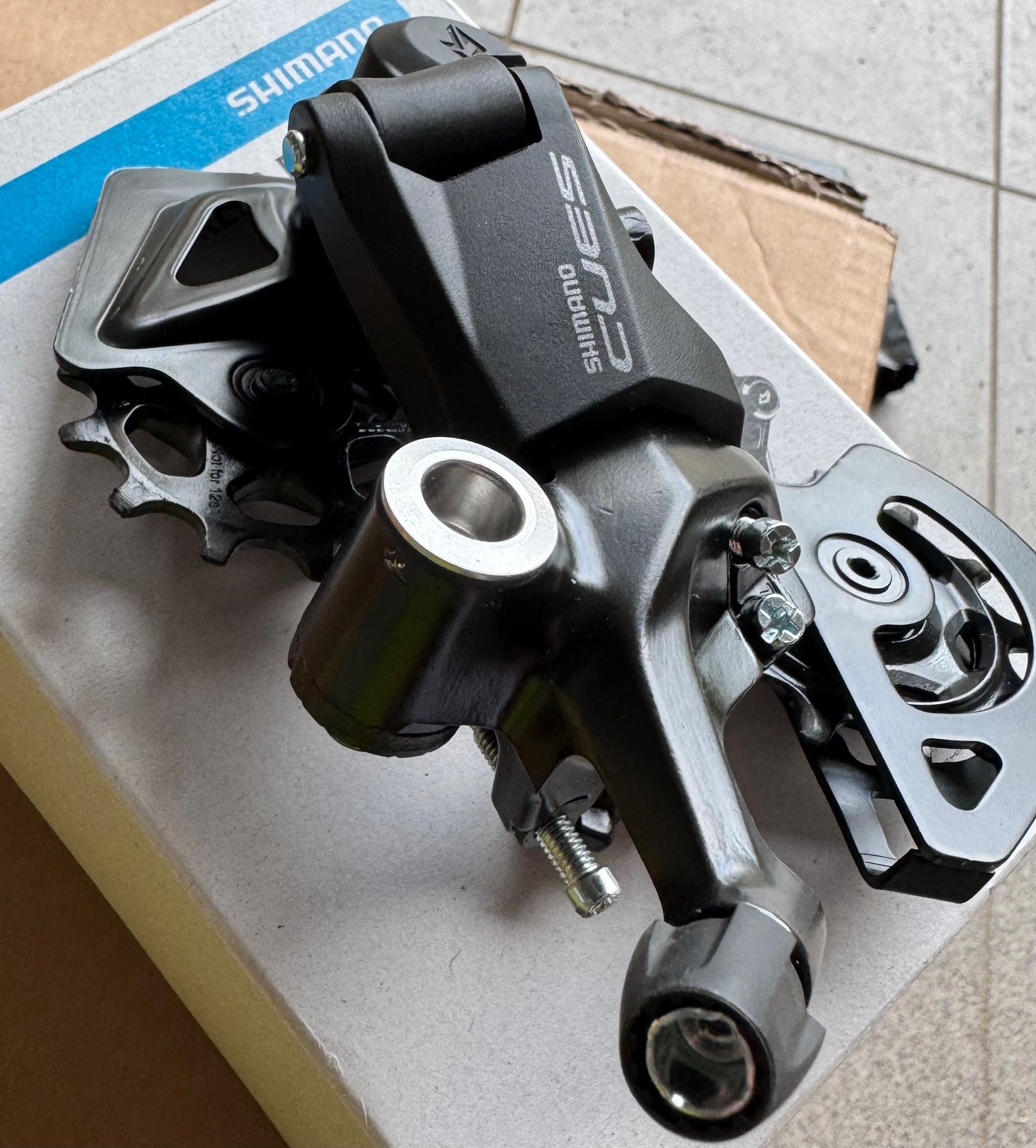 Shimano RD-U4000 (Cues) przerzutka do 1x9