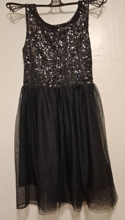 Сукня з паєтками