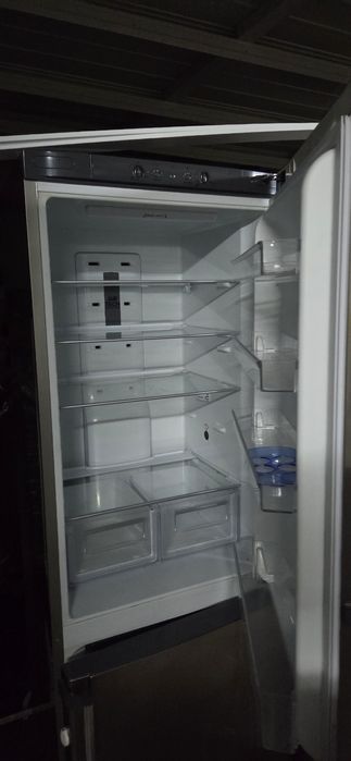 Frigorifico Combinado Ariston Hotpoint EBLH 18221 F Silver.