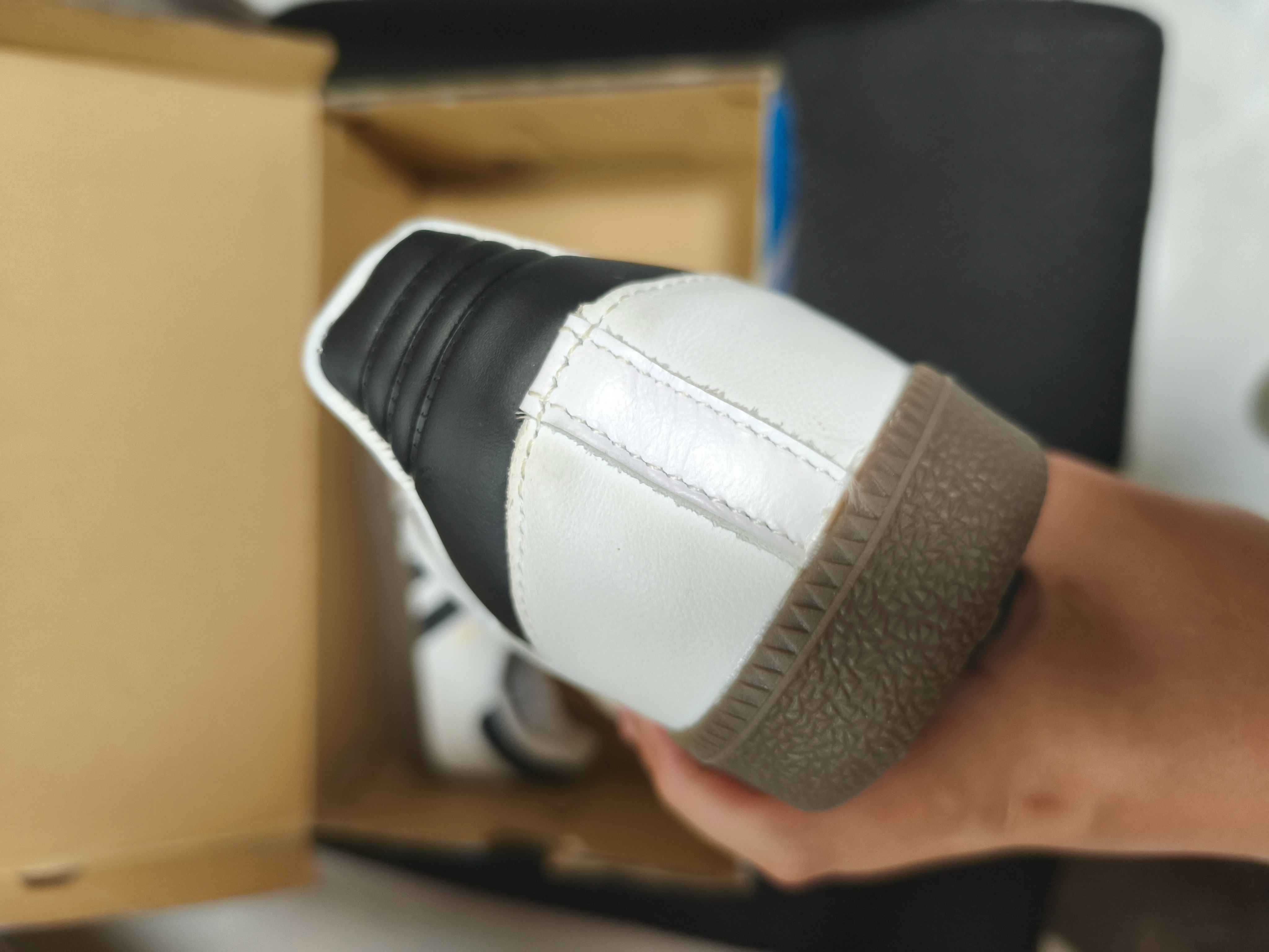 Adidasy damskie, białe, rozmiar 38