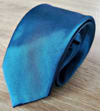Niebieski błękitny jedwabny krawat Calvin Klein