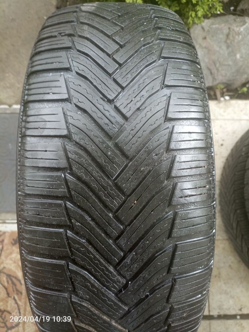 Шини Michelin Alpin. 215*60 R16. M+S.