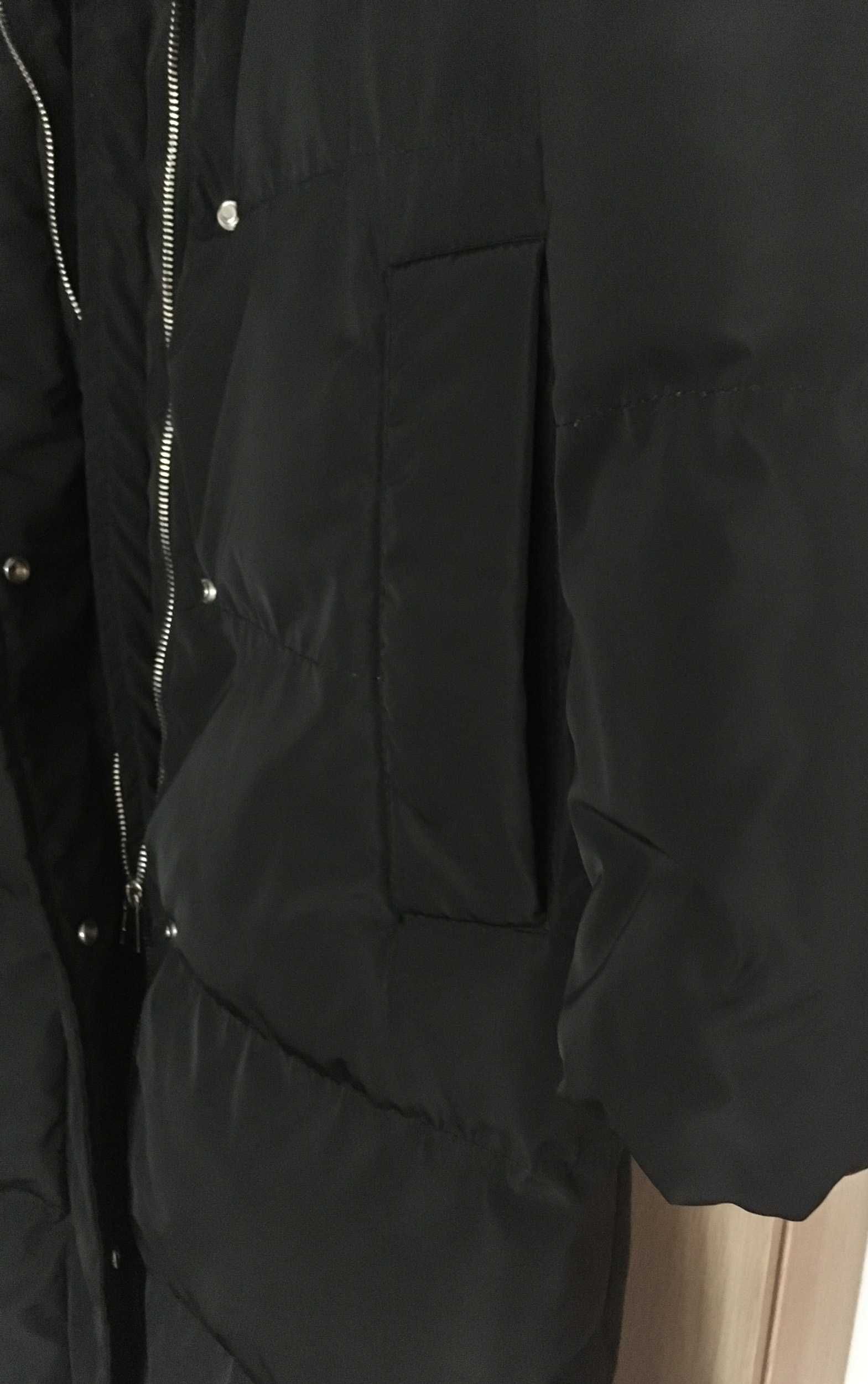 Warehouse płaszcz czarny długi maxi pikowany z kapturem M L