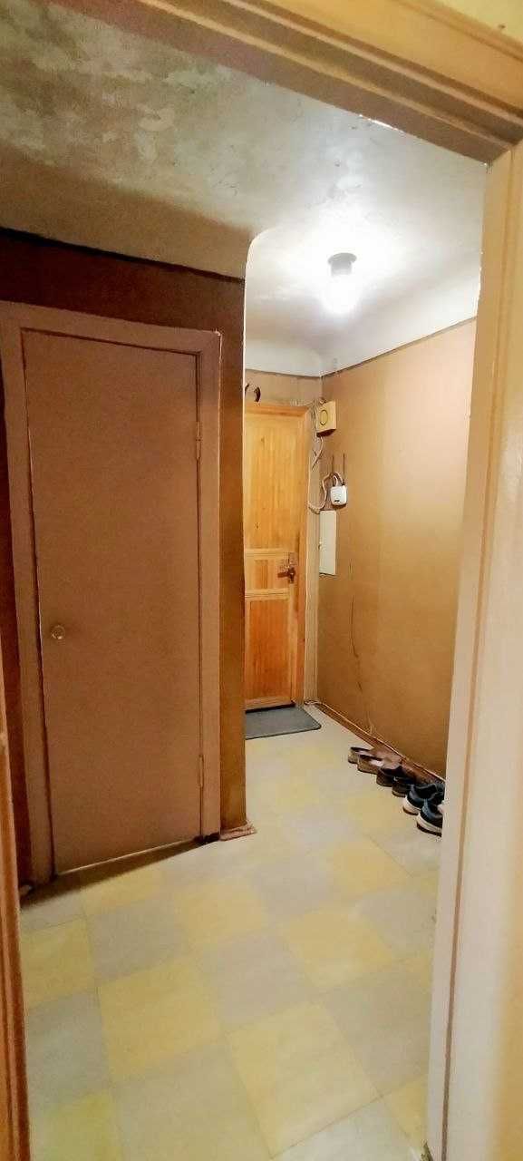 Продажа Трёхкомнатной Квартиры пр. Богдана Хмельницкого, 2эт/5эт дома