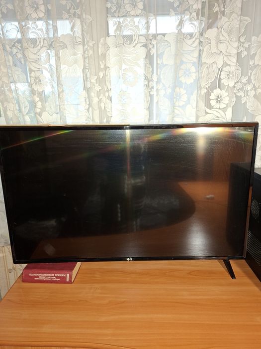 Телевізор на запчасти