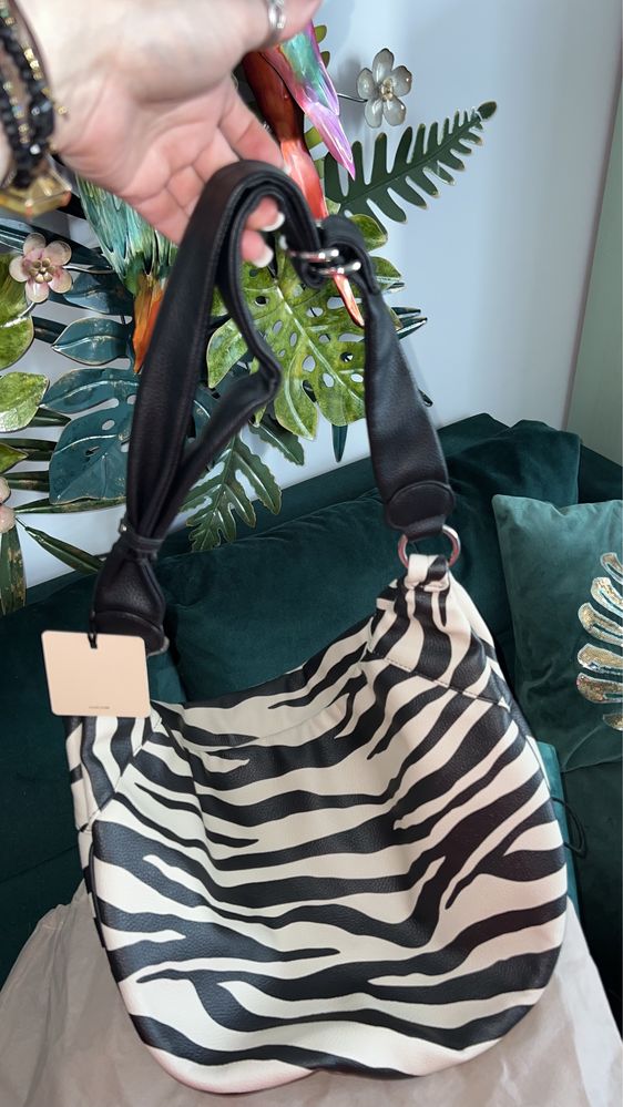 Nowa oryginalna torba, bardzo duża nerka. Zebra LIU JO
