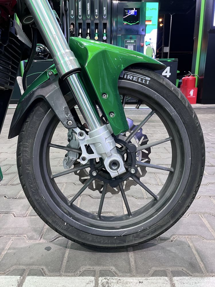 Benelli tnt 250