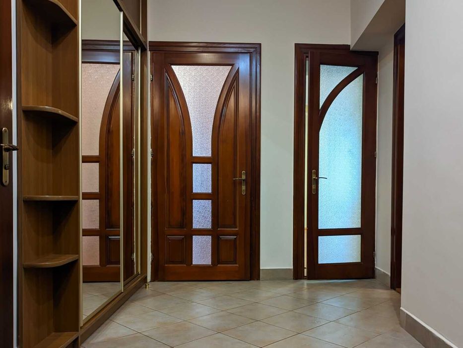 Оренда 3-кімнатної квартири вул. Вітовського