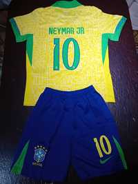 Equipamento criança neymar ou Vinicius brasil