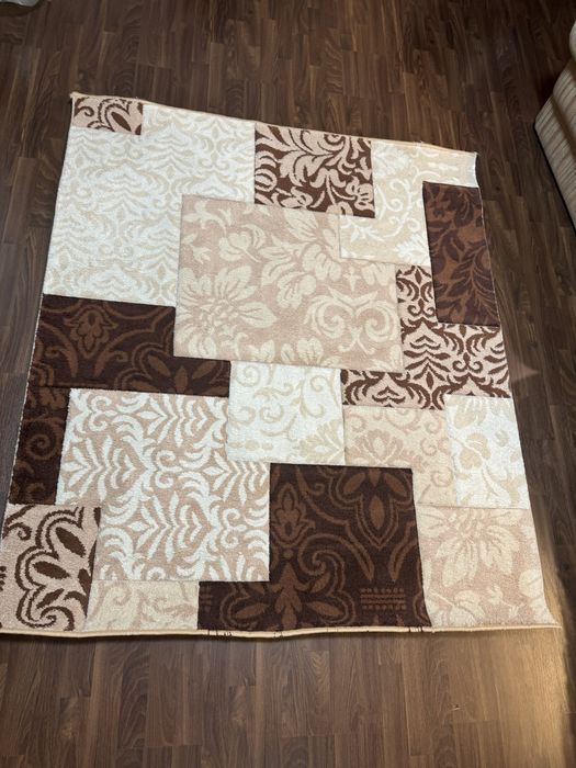 Продам ковер в отличном сосоянии