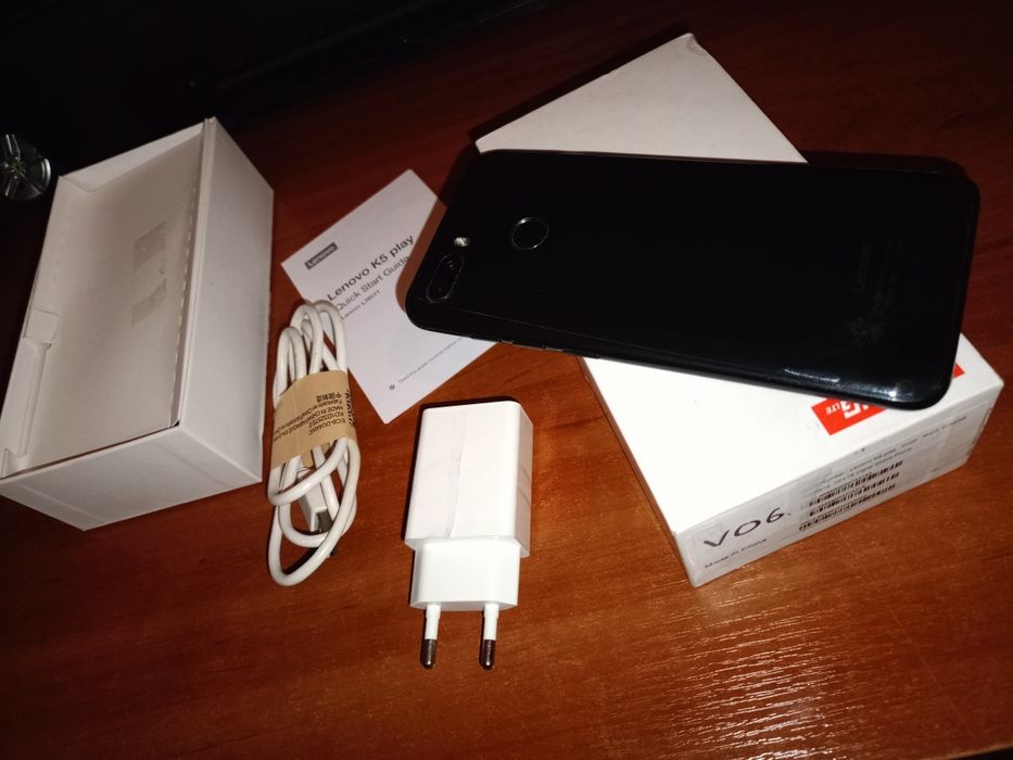 Smartfon Lenovo   k5 Play