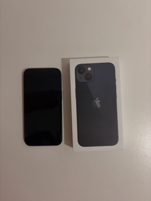 Iphone 13 128g recondicionado Airpods