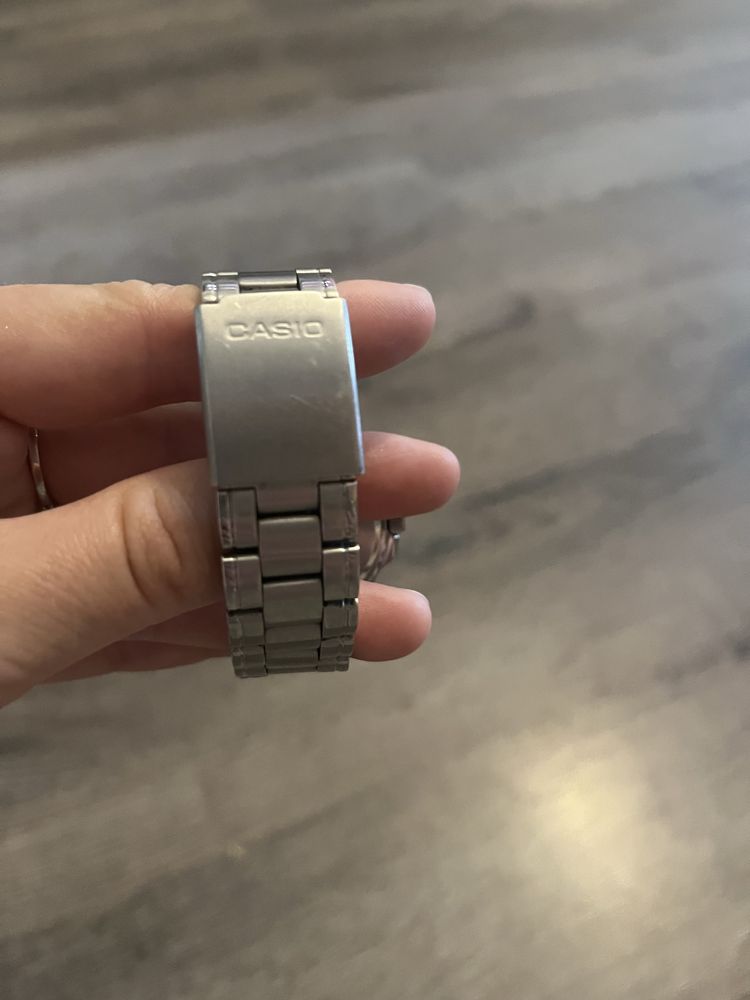 Годинник Casio оригінал