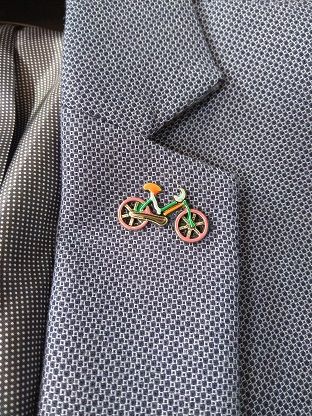 Pins pin wpinka przypinka w klapę marynarki kolorowy rower bike