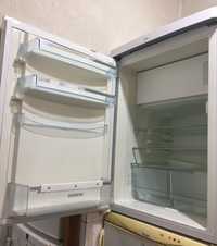Компактний міні холодильник SIEMENS*KT16RE22* (85/60/60) з Німеччини
