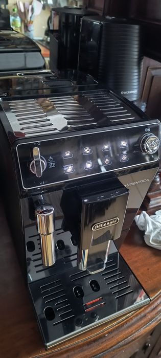 DeLonghi autentica jak nowy ekspres automatyczny spienianie mleka
