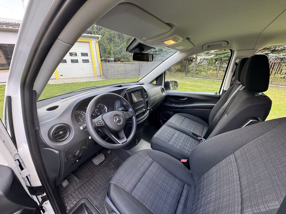 Mercedes Vito 2017 r. (9 osobowy)