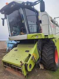 Комбайн Claas Lexion 560