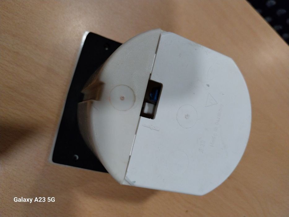 Tomada 220 v para barco