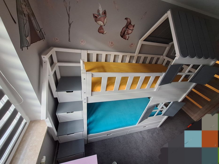 Łózko piętrowe domek