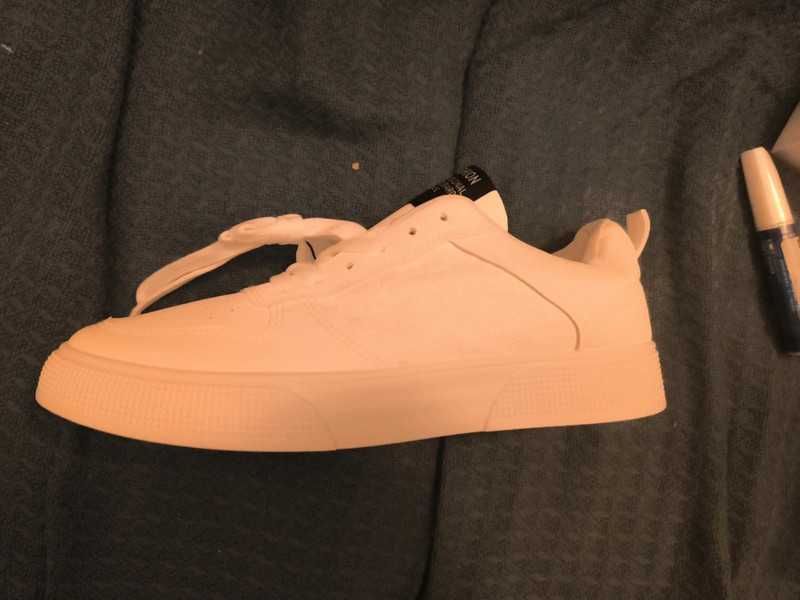 Sapato casual branco, tamanho 43