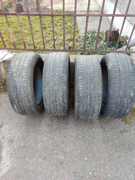 Продам комплект літніх шин б/в Michelin 205 55 R16  2016 4мм  4000грн