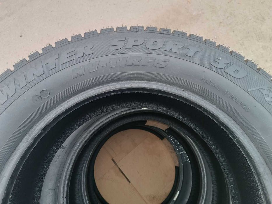 Шини зимові R16,нові