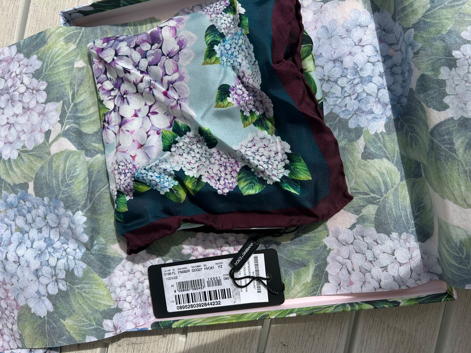 Lenço Seda Dolce & Gabbana Novo