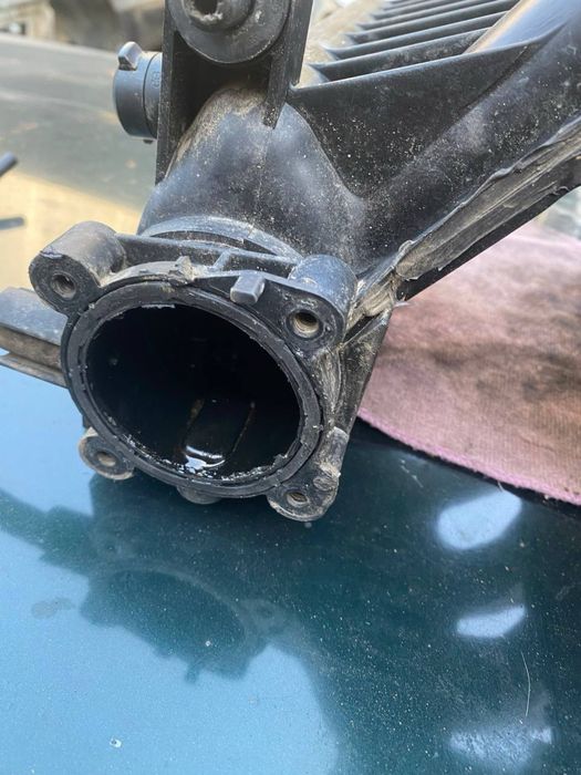 Впускний колектор Мерседес а клас w168 A 166 141 02 01 цілий рівний