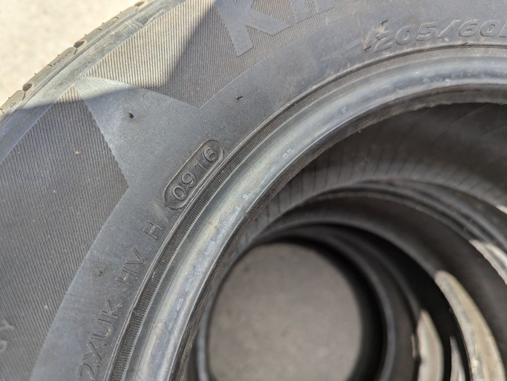 205/60R15 Hankook 8+mm