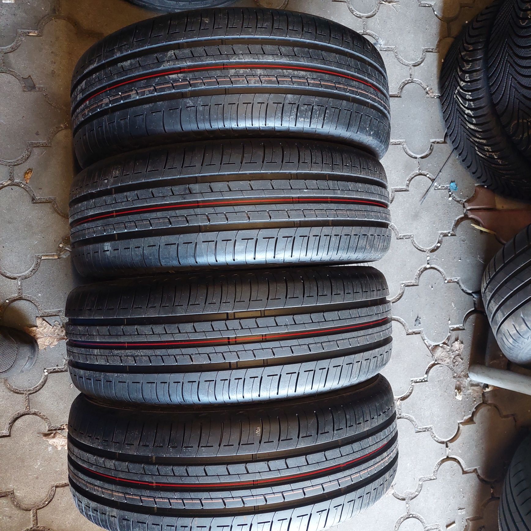 195/55r16 Bridgestone  jak Nowe