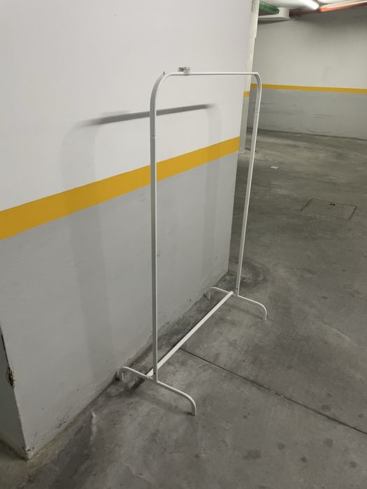 Charriot branco metalico IKEA