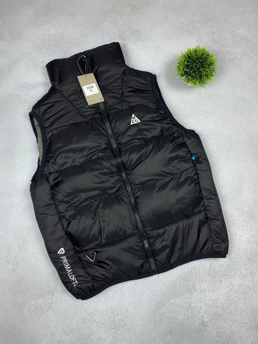 Жилетка чорна NIKE ACG/безрукавка найк асг