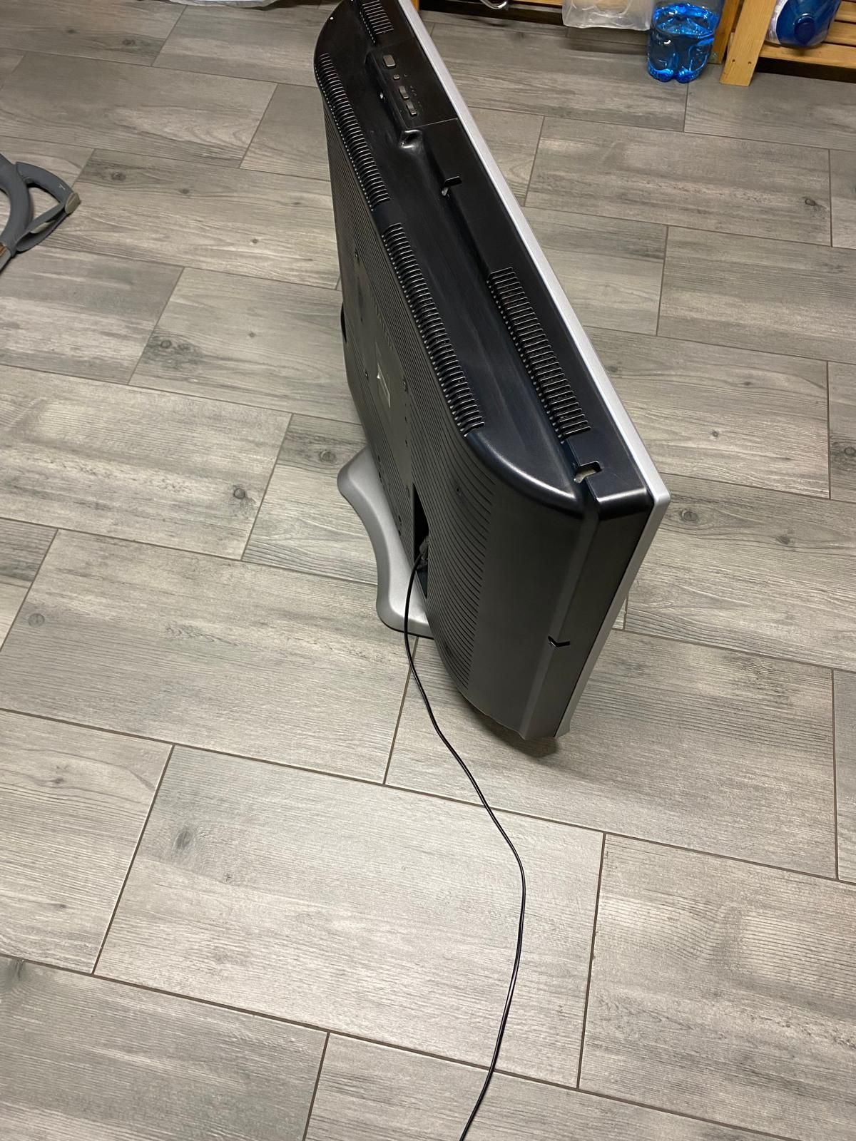 Telewizor Sharp LC-32SV 1EA