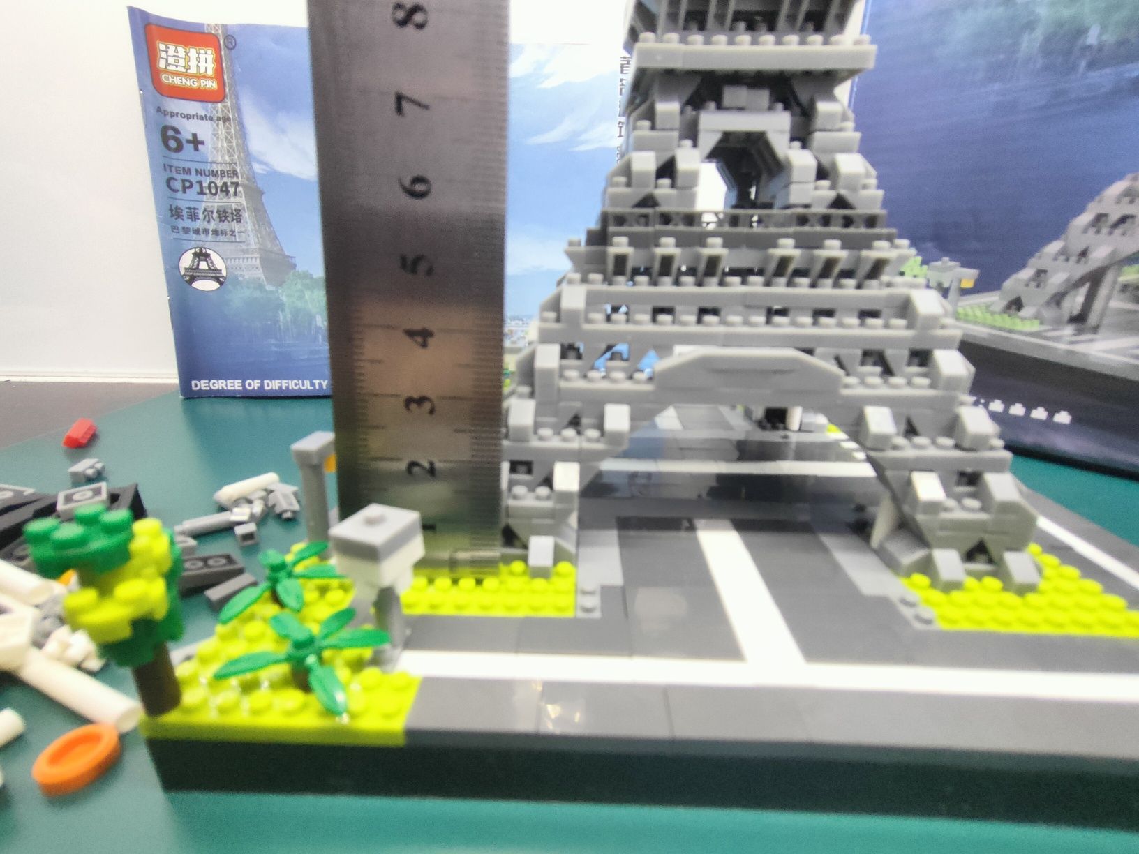 Klocki wieża eiffla konstrukcyjne podobne do Lego