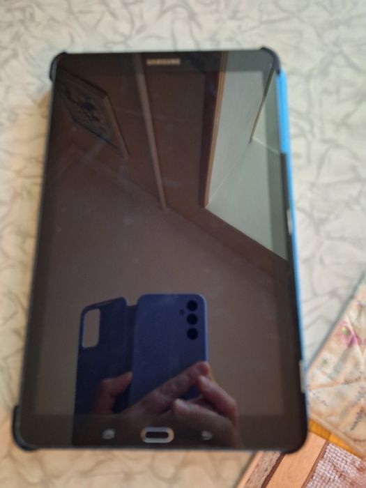 Планшет Samsung tab E