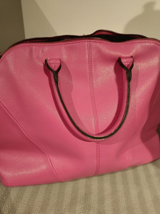 Różowa torebka Mohito