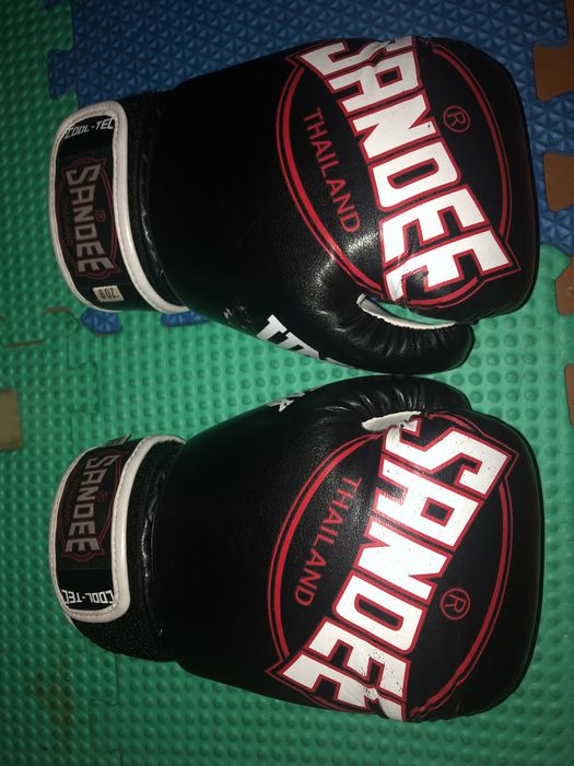Дитячі боксерські перчатки чорні тайланд та сині пакістан