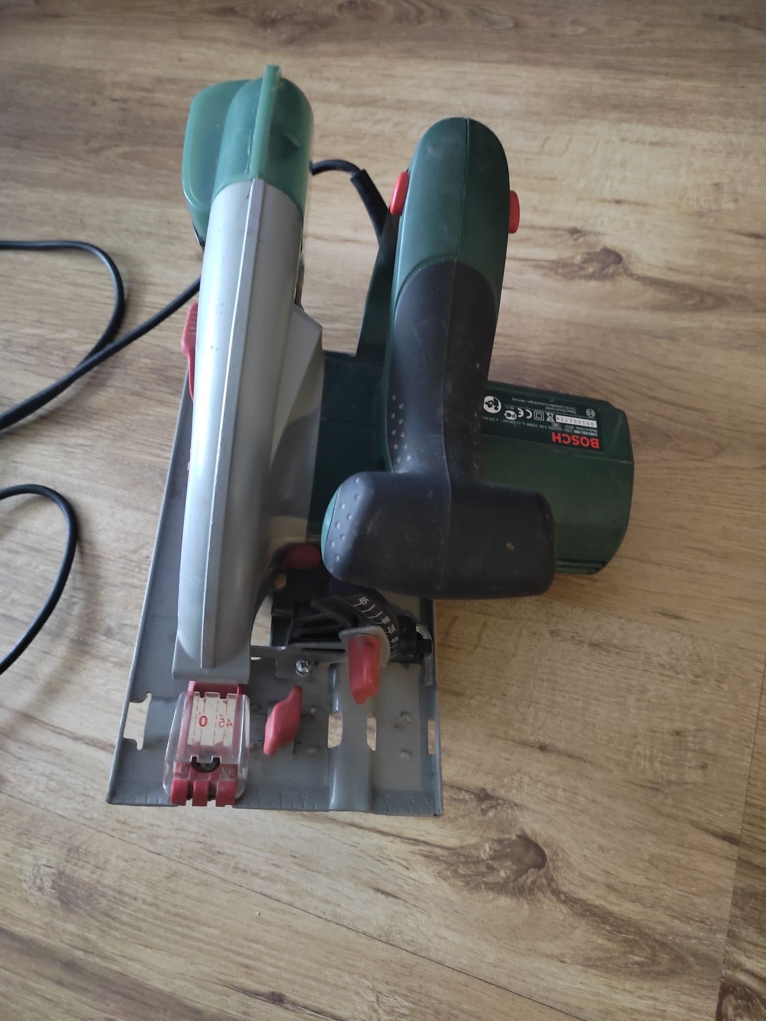 Pilarka tarczowa Bosch 55A