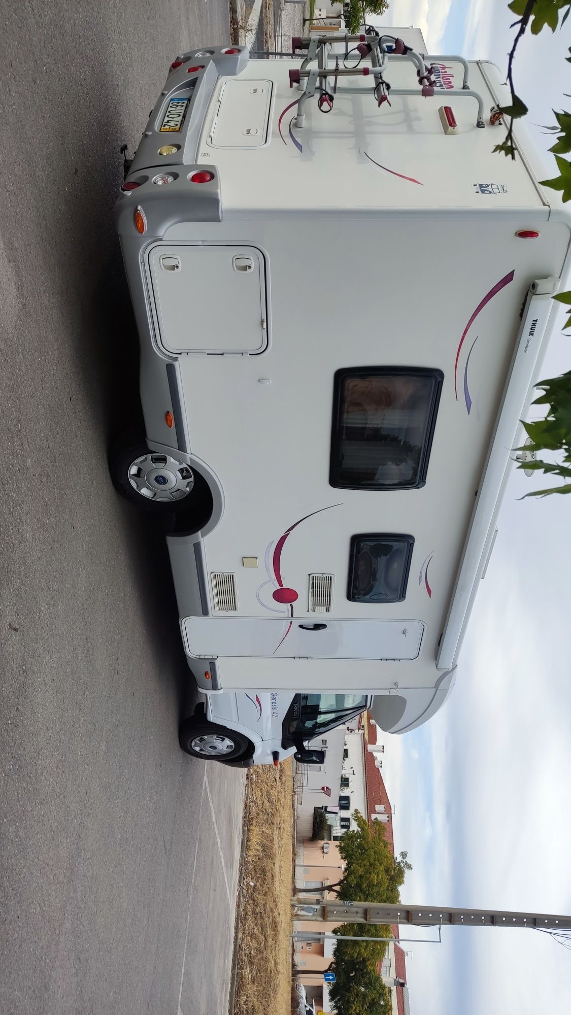 Autocaravana Cama central