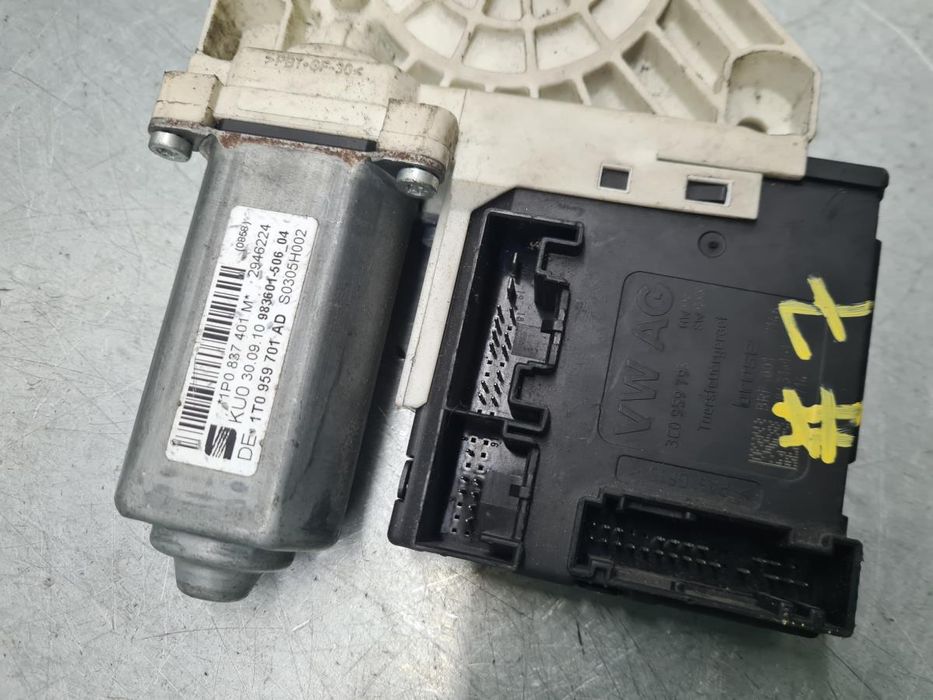 Motor vidro frente esquerdo SEAT Leon (1P1)