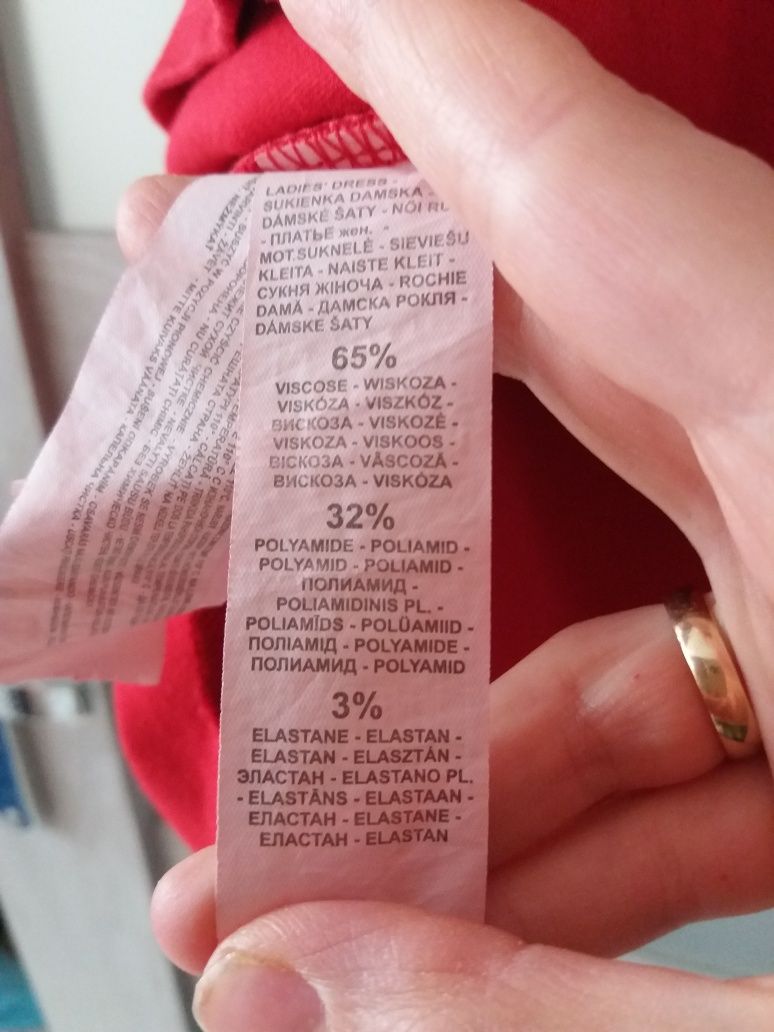 Czerwona sukienka Mohito XS