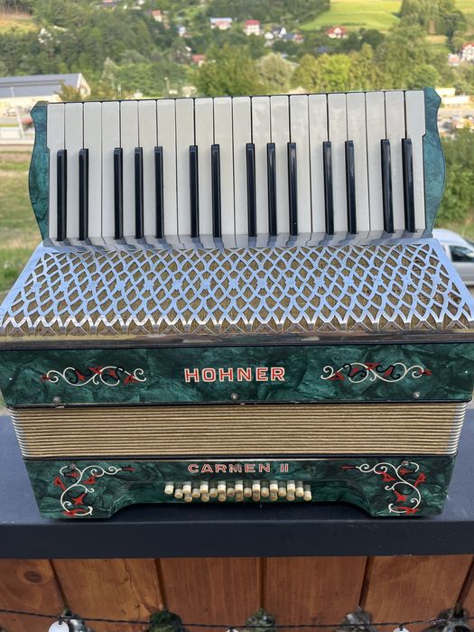 Hohner Carmen II 24 basy akordeon harmonia