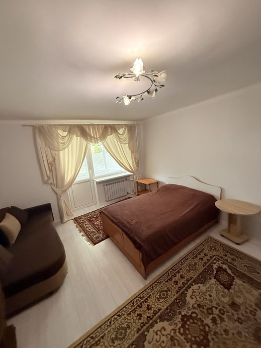 Сдам на год и более 1 комнатную на Данченко