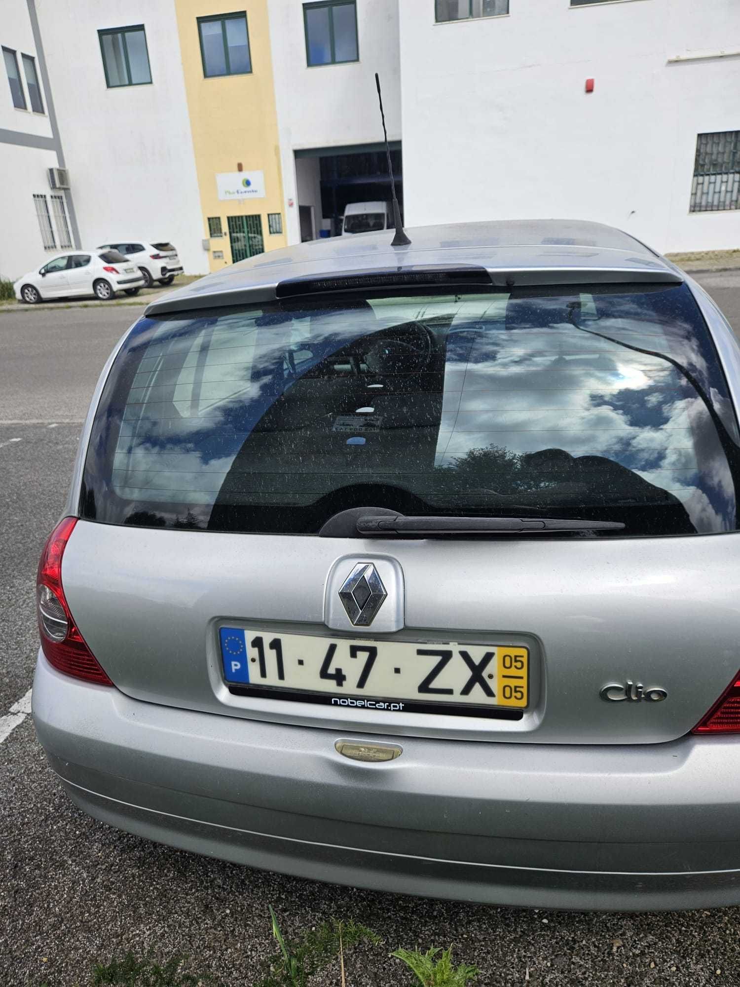 Renault Clio 2005