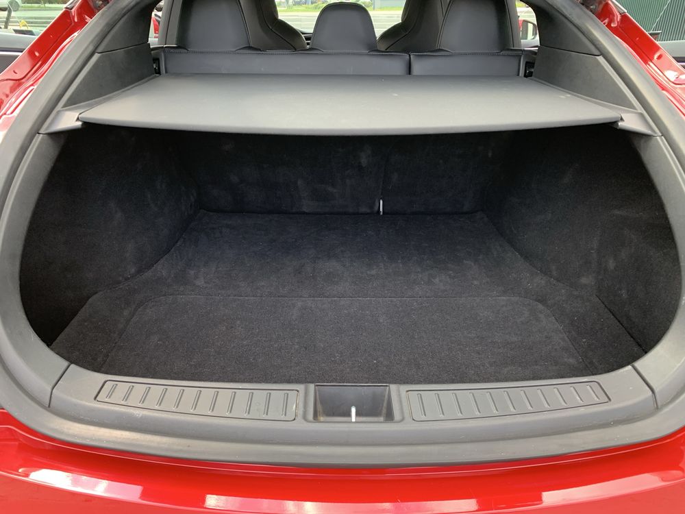 Tasla Model S 2018, FSD 3.0,