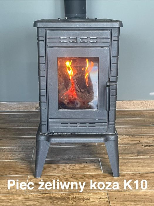 Piec wolnostojący żeliwny K10 koza kom na drewnoinek z fajerkami