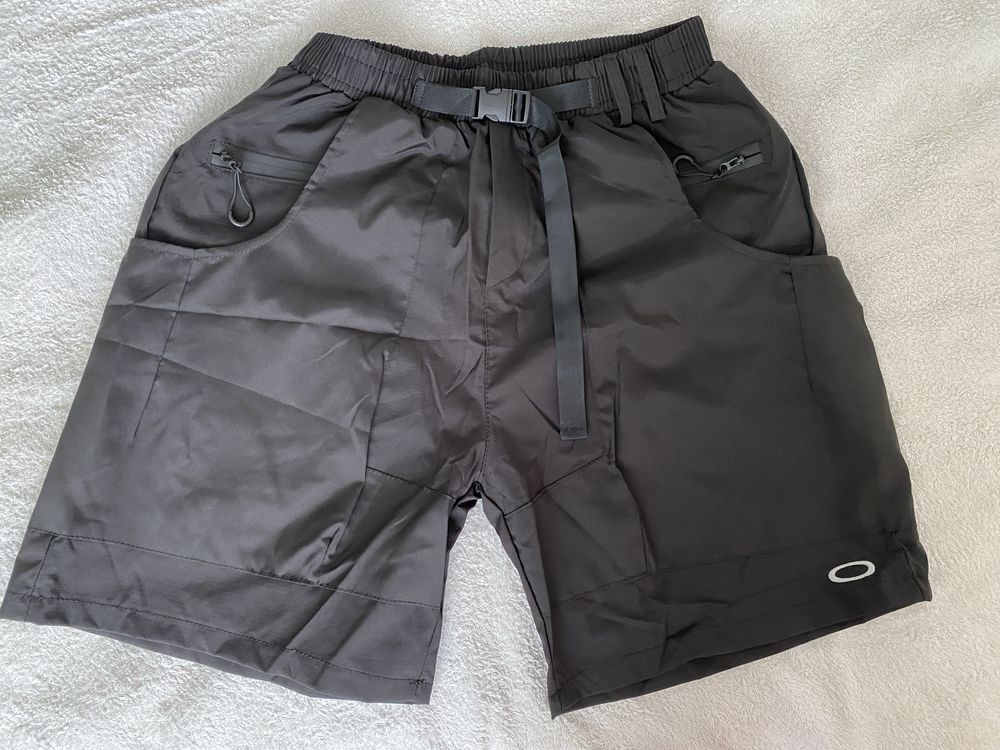 Шорти oakley (окли) розмір M,L