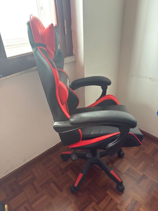 Vendo cadeira gamer pouco usado