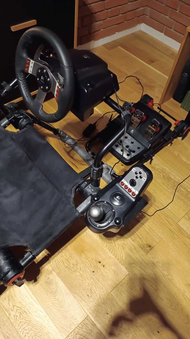 Zestaw Logitech G27. Bardzo dobry stan + Mocowanie na gruby blat